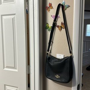 🌹🐘 🌹🐘🌹🐘Coach Crossbody hand bag.